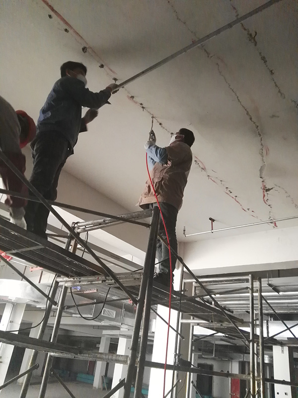 淮北金御華府地下室裂縫注漿、堵漏